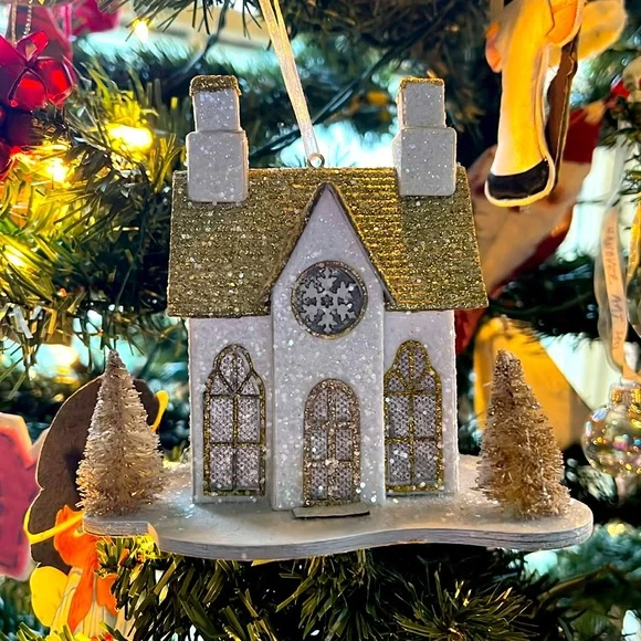Light Up Christmas Tree Ornament Glitter House - Picture 2 of 10